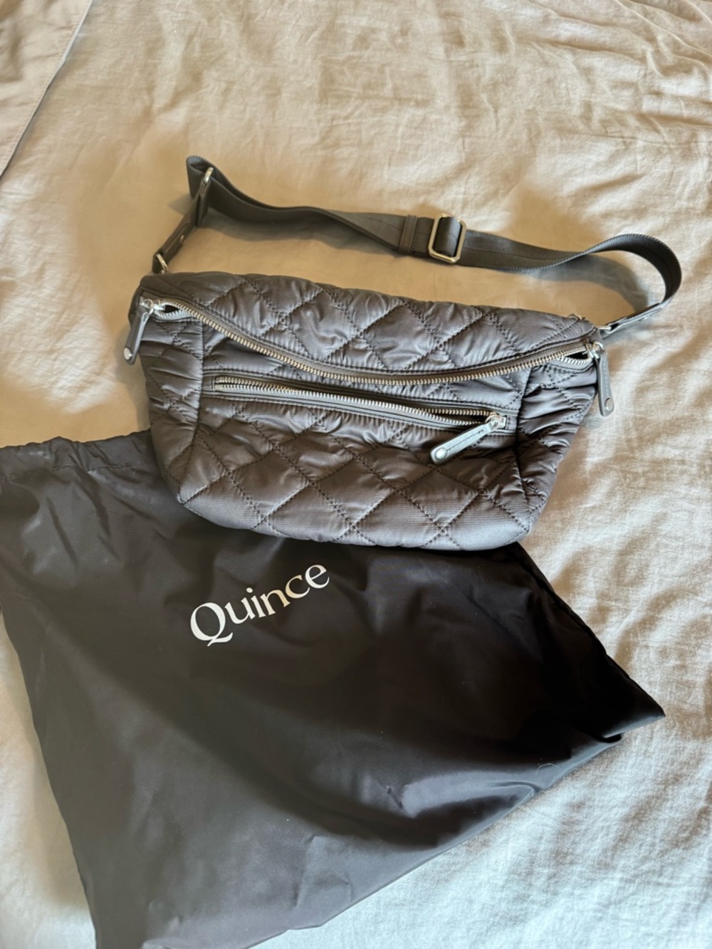Quince Quilted Gray Women’s Sling Bag
